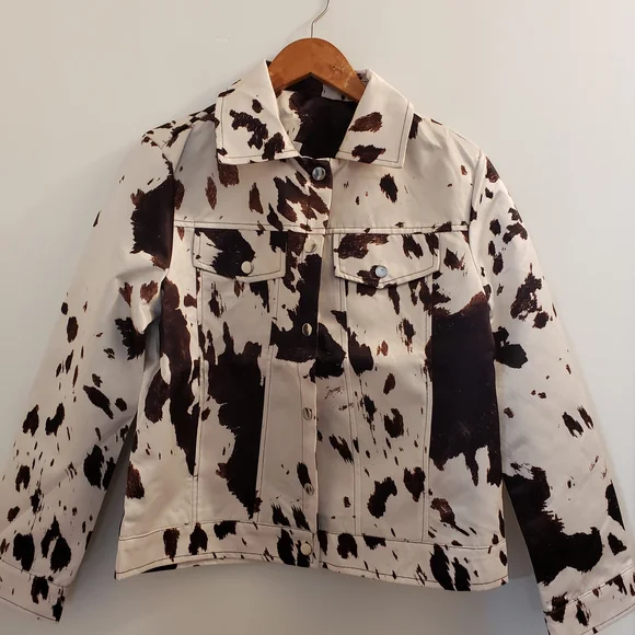 Cowhide Print Women's Jacket - Picture 2 of 8